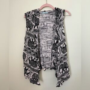 Sleeveless hooded elephant patterned cardigan